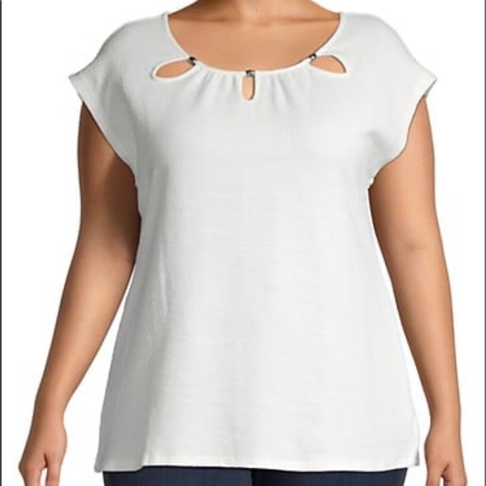 *Plus* Carmen Carmen Marc Valvo
Cap-Sleeve Tunic